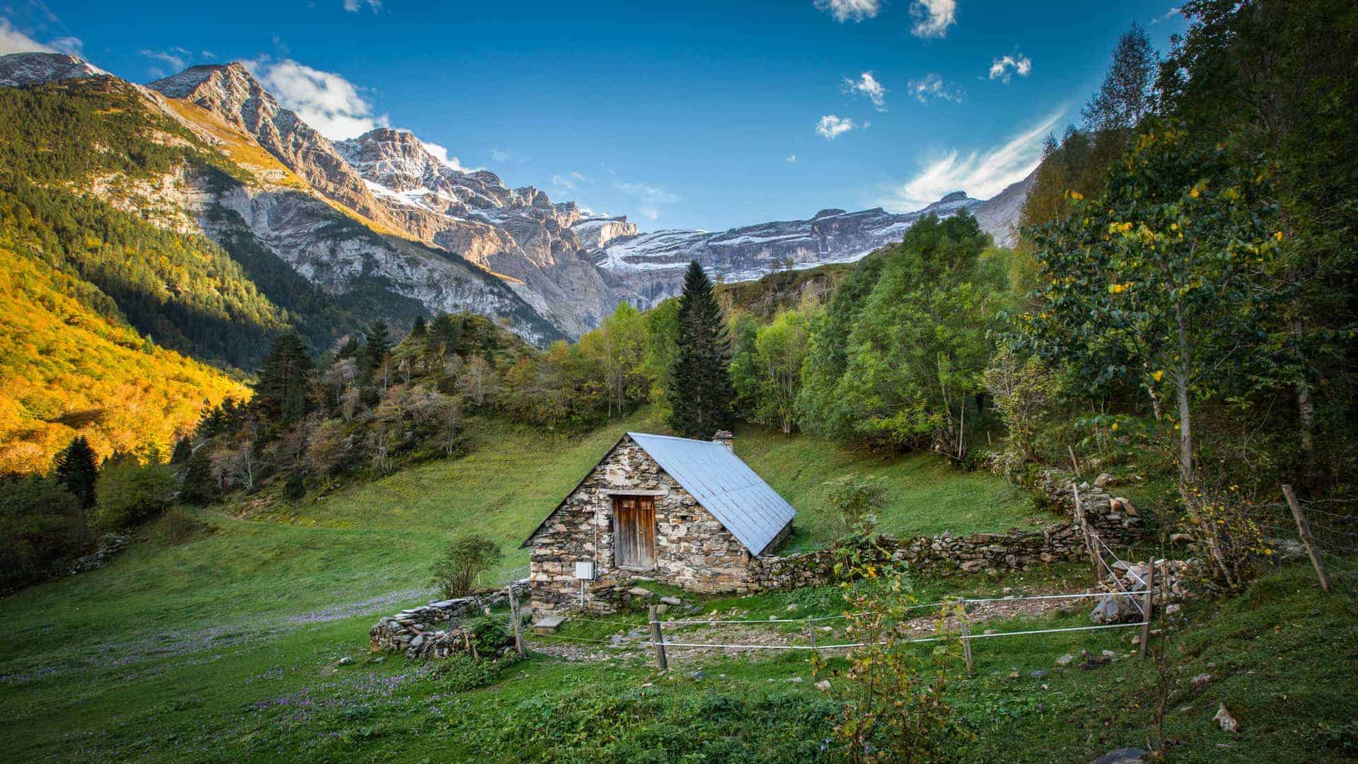 Pass Sanitaire : le seul reportage honnête sur la manifestation - JT du 19 juillet 2021 - Page 5 7grange-Gavarnie